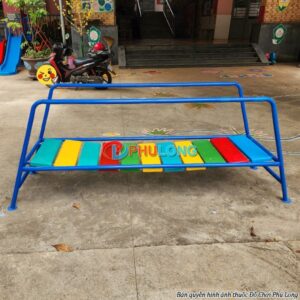 cau-thang-bang-dao-dong-composite-PL310521C